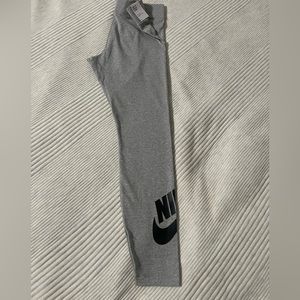 Brand new Nike leggings